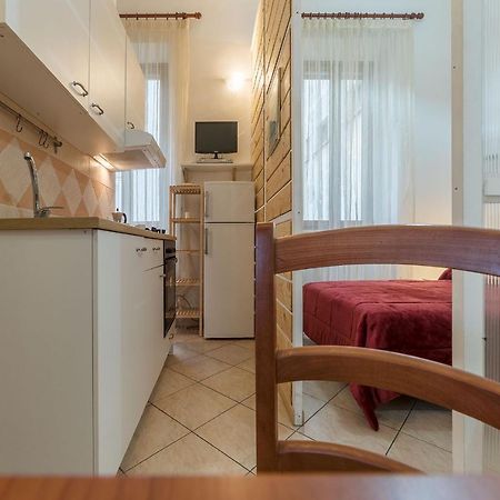 Vittorio Emmanuele & Colosseo Studio Рим Экстерьер фото