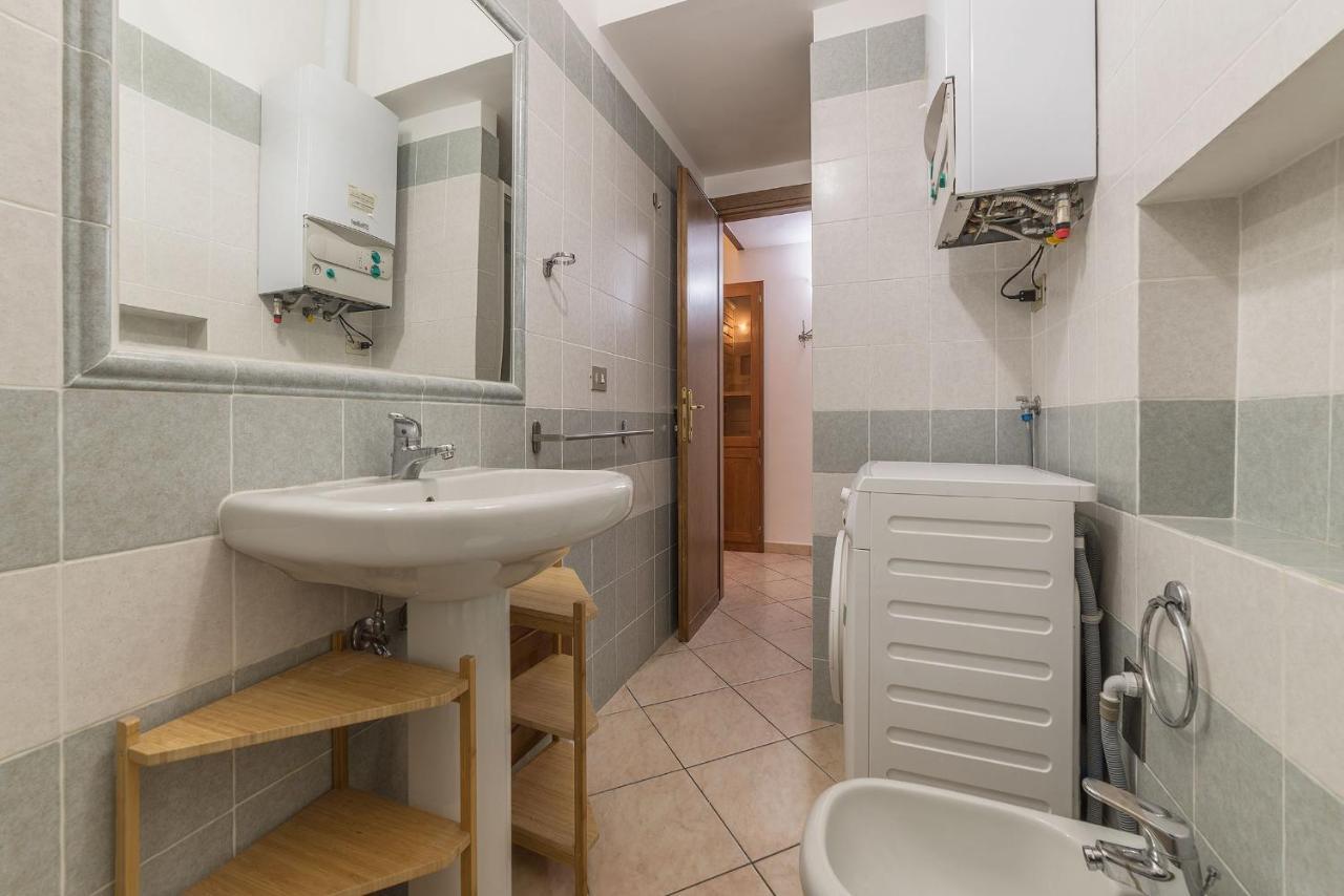 Vittorio Emmanuele & Colosseo Studio Рим Экстерьер фото