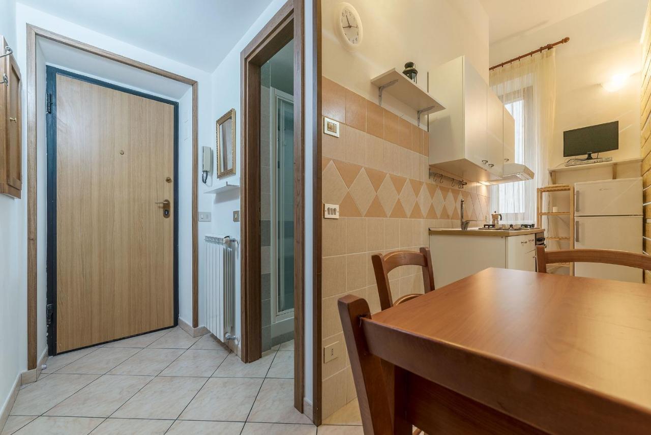 Vittorio Emmanuele & Colosseo Studio Рим Экстерьер фото